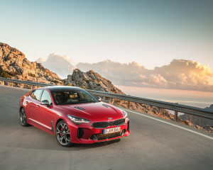 Kia Stinger Red Static (4)